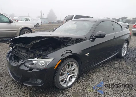 2011 BMW 335I xDrive z USA, uszkodzony, nr VIN WBAKF9C56BE619899